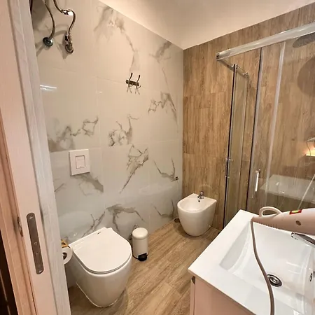 La Dolce Bed & Breakfast Naples