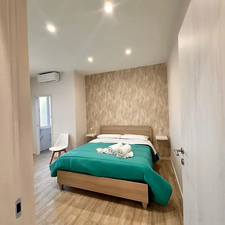 La Dolce Bed & Breakfast Naples